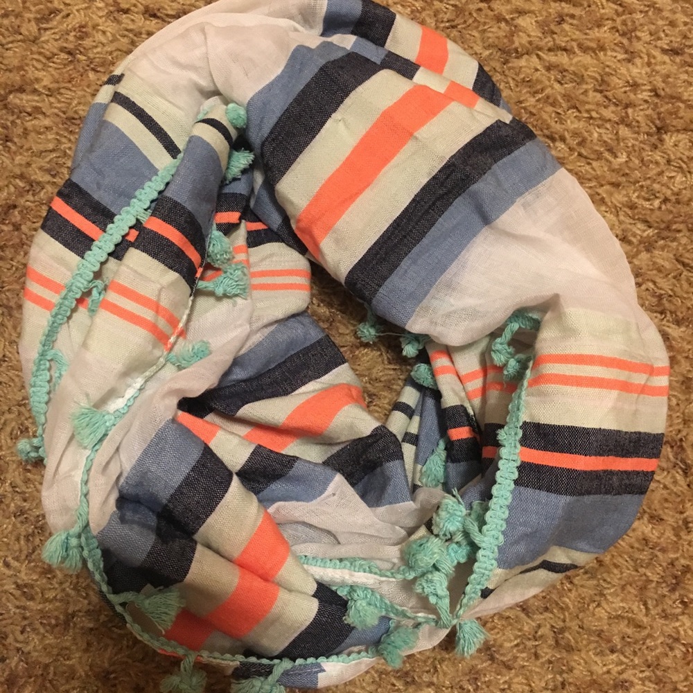 Circle scarf
